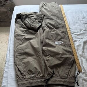 The North Face Men's Khaki Snowboard pants Pants